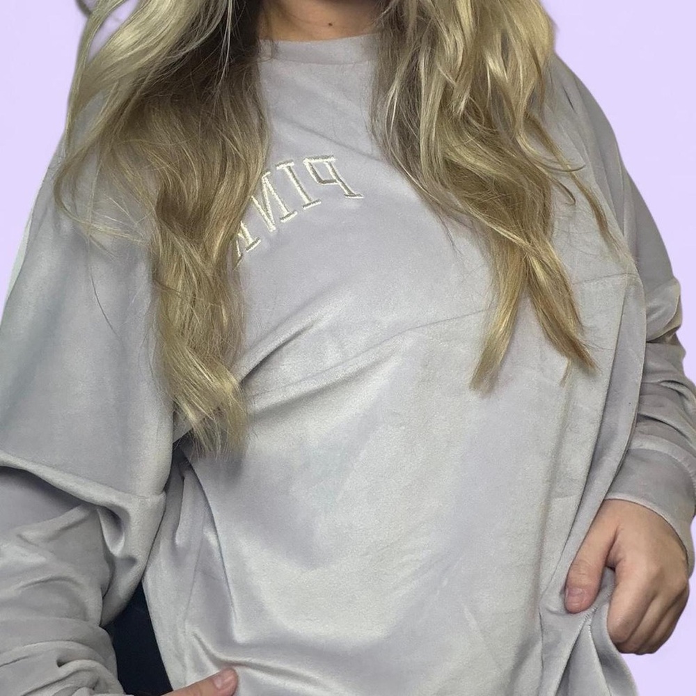 PINK Victoria's Secret Women's Light Purple Sweatshirt